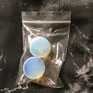 Opalite 3/4” ear plugs gauges
